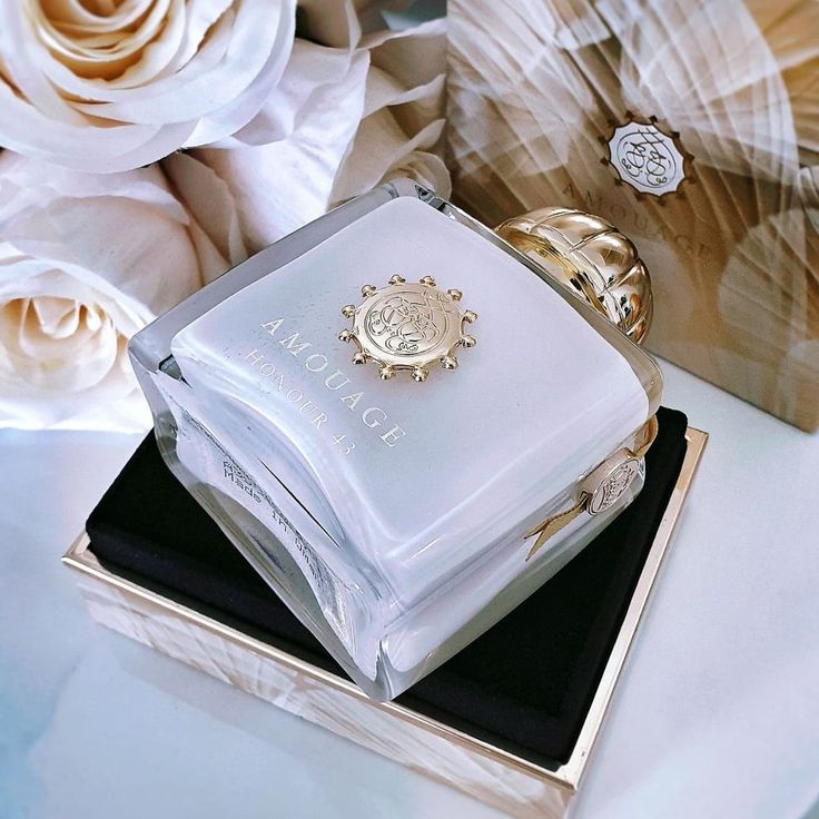 AMOUAGE Honour 43 Woman